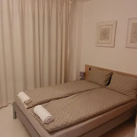 Apartment Unique With Direct Sea View Along The In S'abanell Park *