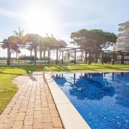 Apartment Unique With Direct Sea View Along The In S'abanell Park Blanes