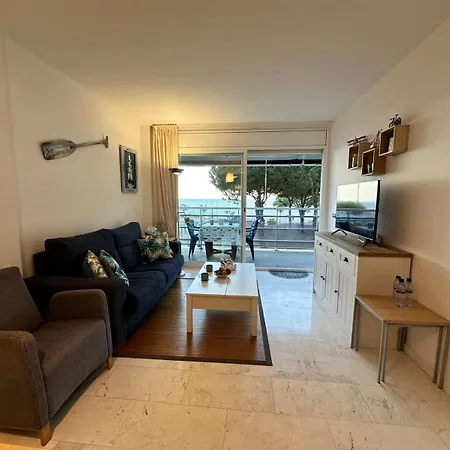 Apartment Unique With Direct Sea View Along The In S'abanell Park *